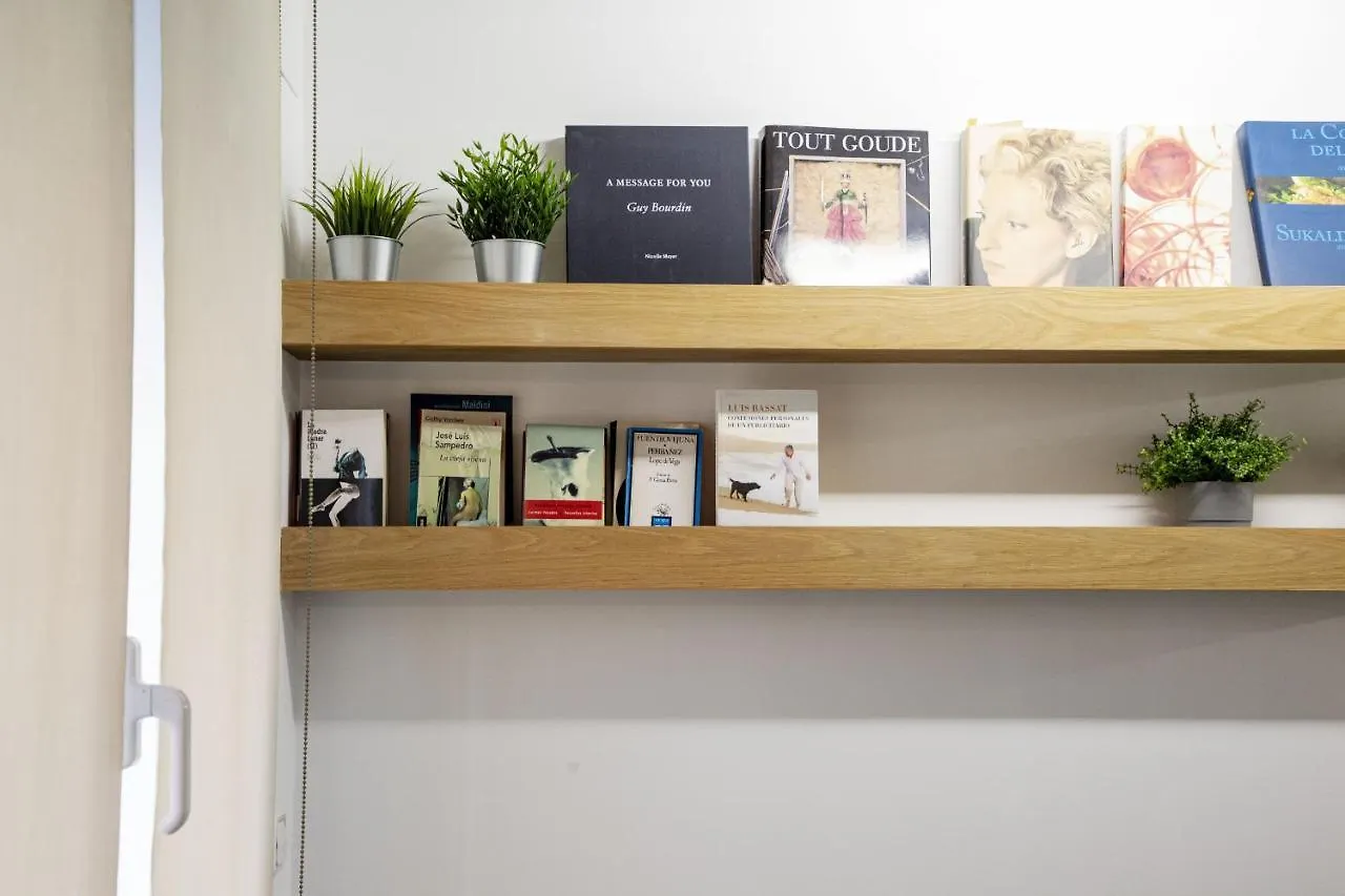 Bauhaus Apartment By People Rentals Bilbao