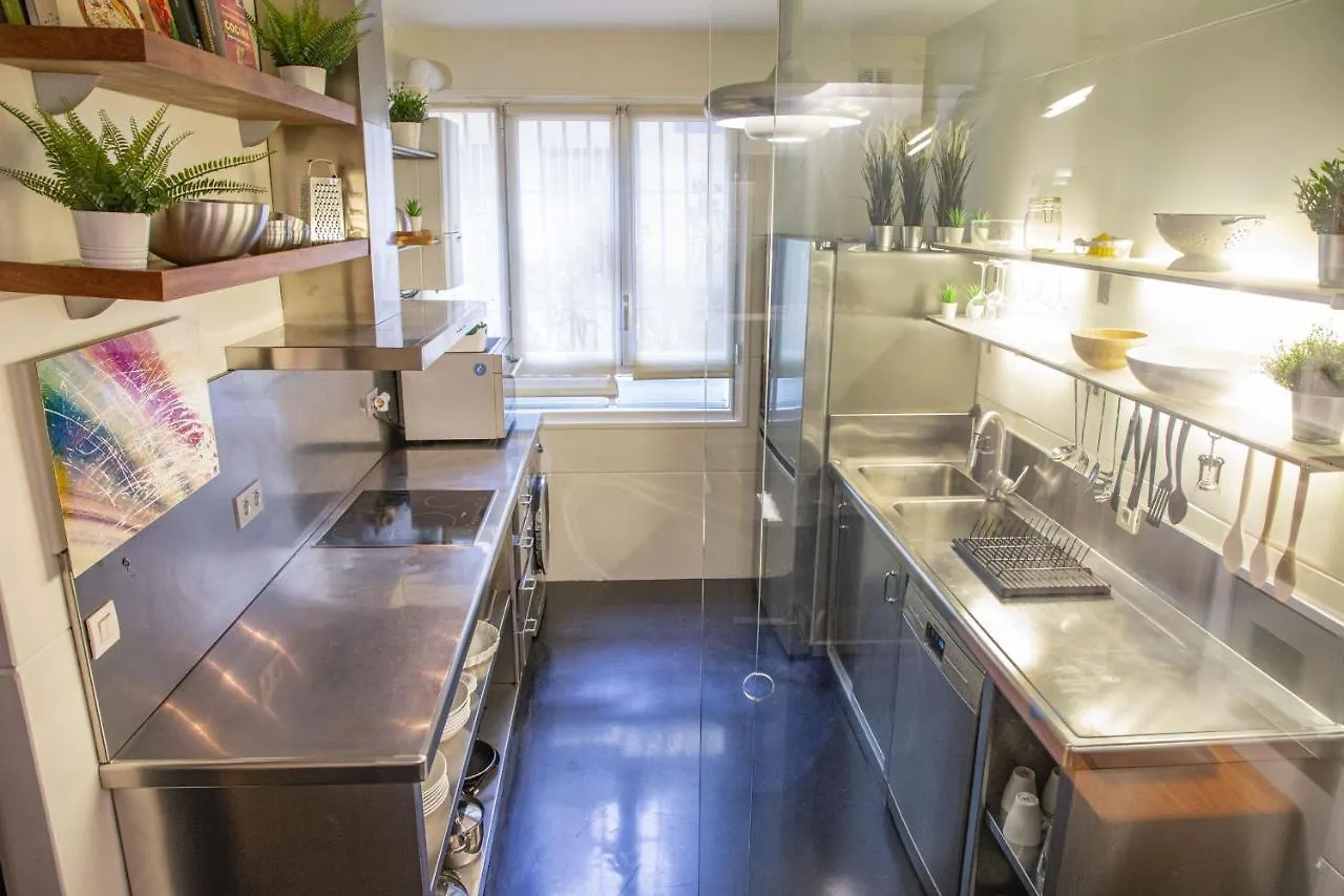 Bauhaus Apartment By People Rentals Bilbao Spanien
