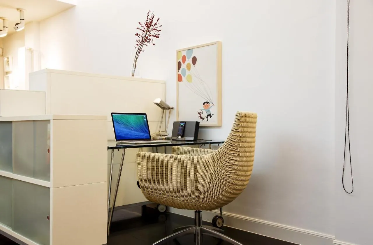 Bauhaus Apartment By People Rentals Bilbao